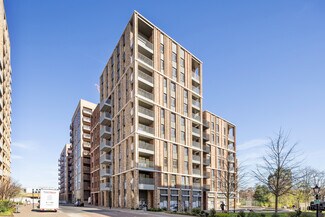Plus de détails pour Mary Neuner Rd, Londres - Local commercial à louer