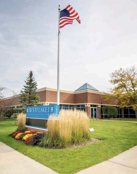 10201 Innovation Dr, Milwaukee, WI à louer - Photo de l’immeuble – Image 2 sur 5