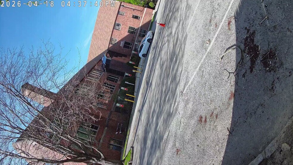 210 N Central Ave, Hartsdale, NY à louer - Photo de l’immeuble – Image 3 sur 23