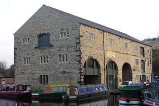 Plus de détails pour Canal Basin, Sowerby Bridge - Bureau à louer
