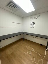 115 Christopher Columbus Dr, Jersey City, NJ à louer Photo intérieure– Image 1 sur 20