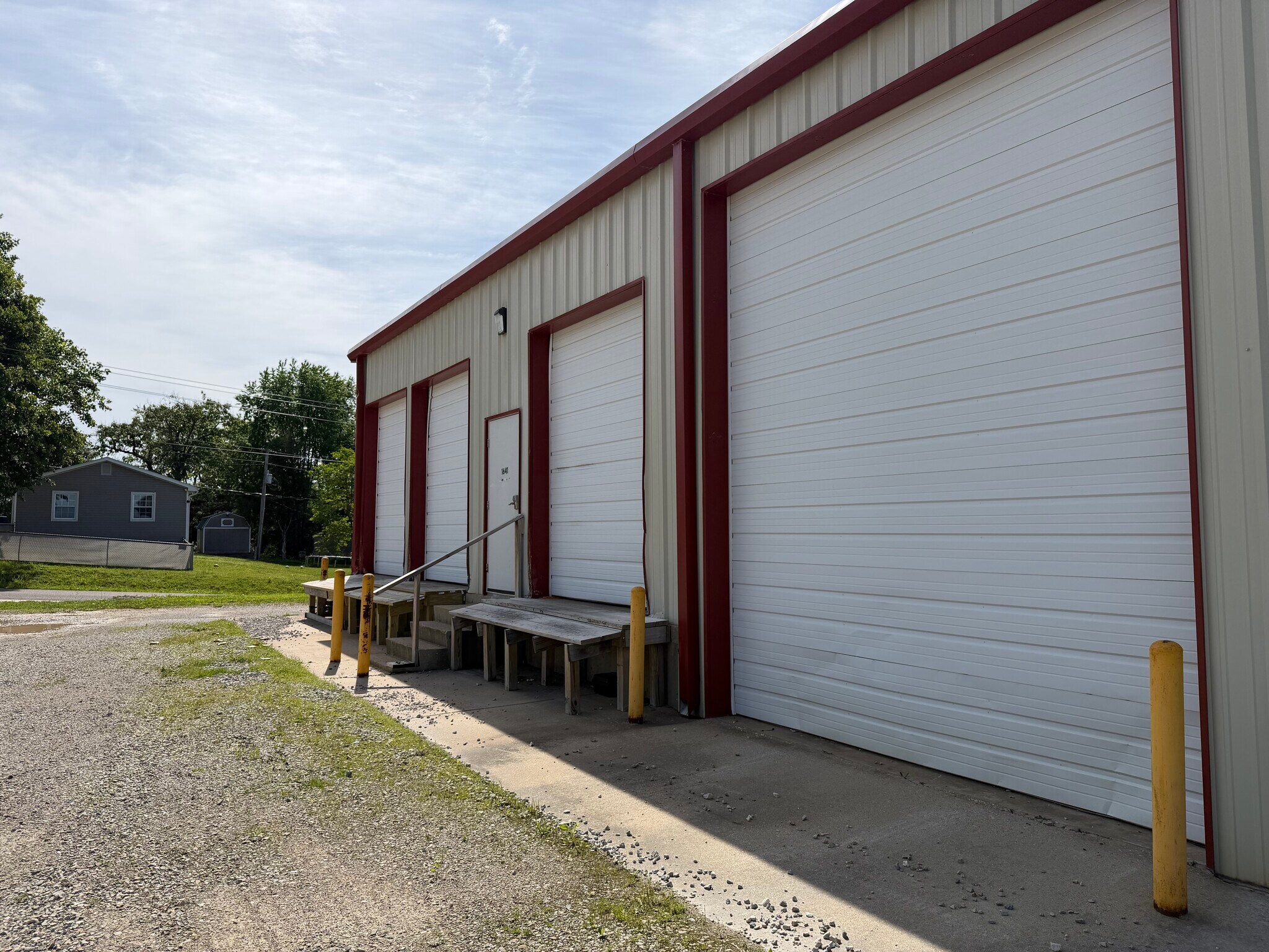 1641/1643 Goodhard Drive, West Plains, MO à vendre Photo principale– Image 1 sur 4