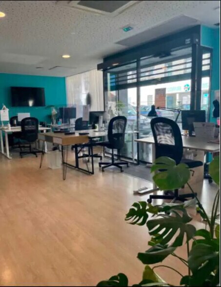 Bureau dans Pessac à louer - Photo de l’immeuble – Image 3 sur 9