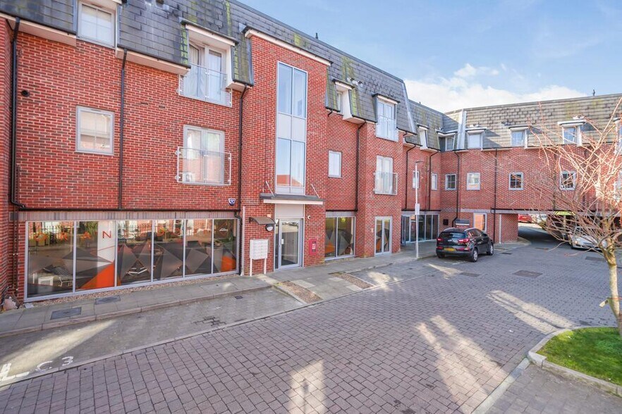 24A Scotts Rd, Bromley à vendre - Photo de l’immeuble – Image 2 sur 8