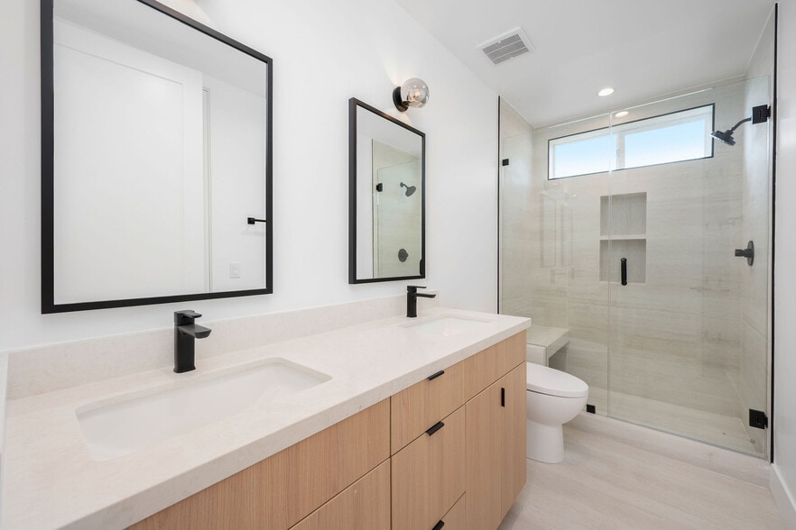 5248 Auckland Ave, North Hollywood, CA à vendre - Photo intérieure – Image 3 sur 7