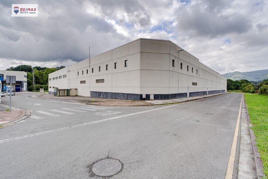 Industriel/Logistique dans Gernika-Lumo, Vizcaya à vendre - Photo de l’immeuble – Image 2 sur 50