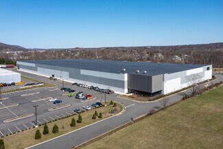 Plus de détails pour 100 Performance Dr, Mahwah, NJ - Industriel/Logistique à louer
