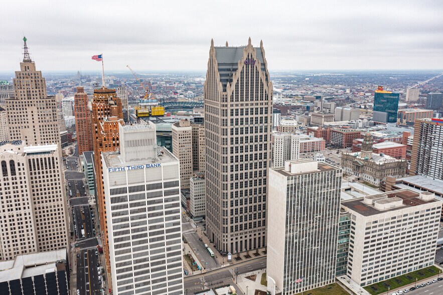 500 Woodward Ave, Detroit, MI à louer - Photo de l’immeuble – Image 1 sur 10