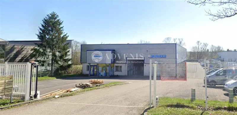 Local d’activités dans Ludres à louer - Photo de l’immeuble – Image 1 sur 8