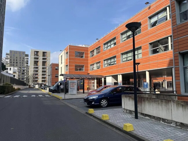 Plus de détails pour 102 Avenue De Paris, Massy - Bureau à louer