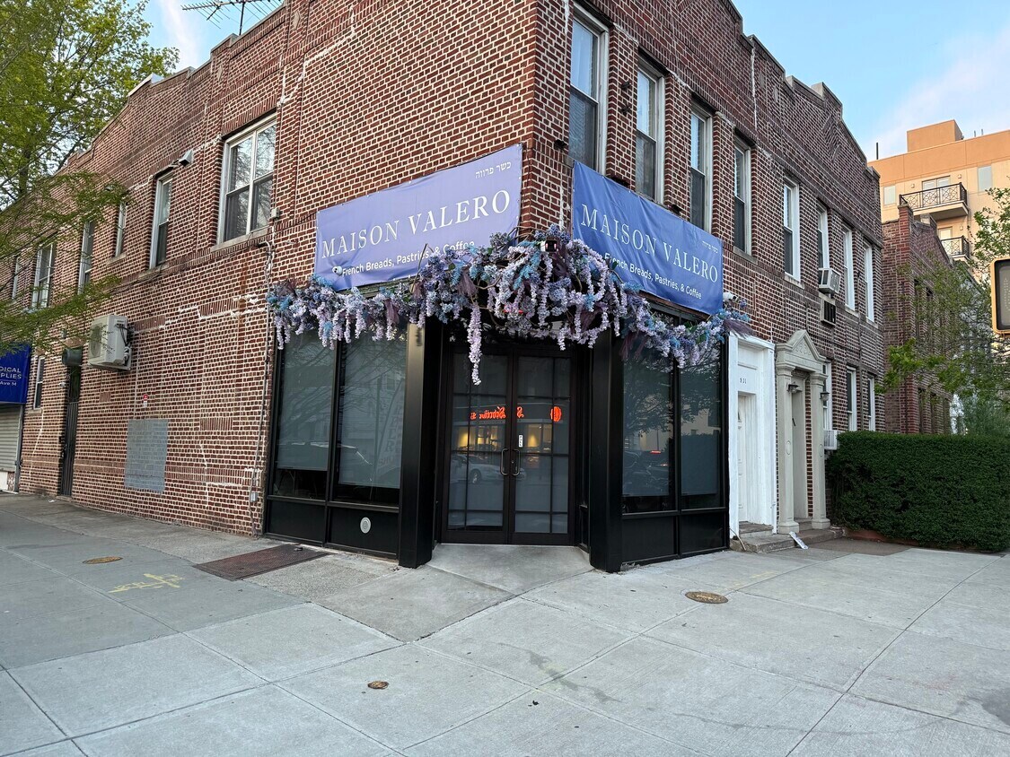 501 Avenue M, Brooklyn, NY à louer Photo de l’immeuble– Image 1 sur 7