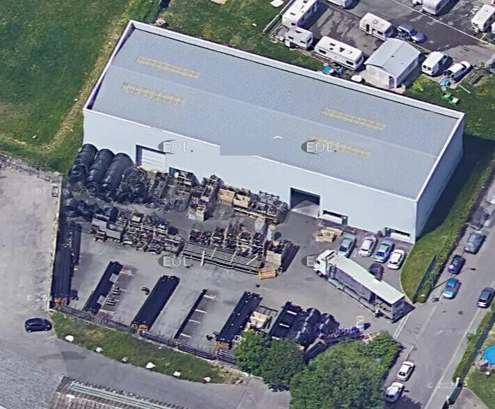 Industriel/Logistique dans Grigny à louer - Photo de l’immeuble – Image 1 sur 11