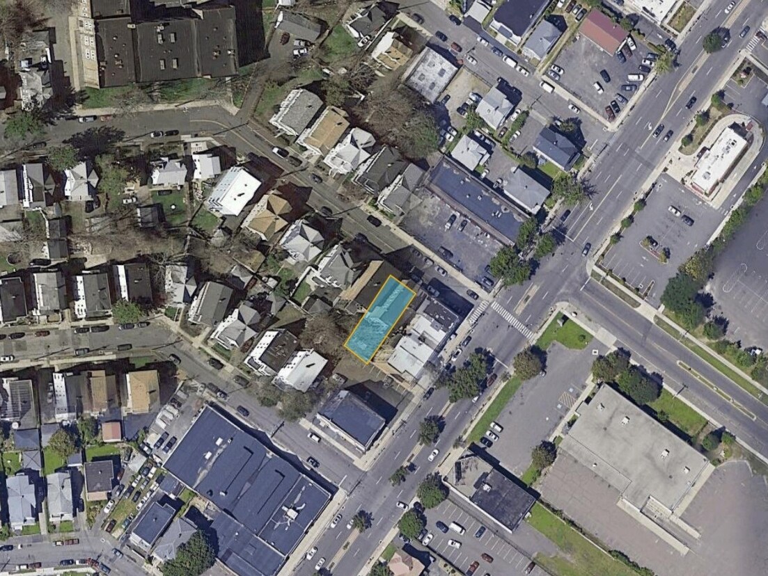 25 Whittier St, Bridgeport, CT à vendre Photo principale– Image 1 sur 2