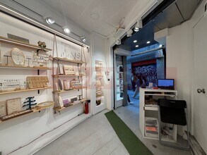 Local commercial dans Barcelone, Barcelona à louer Photo intérieure– Image 1 sur 4