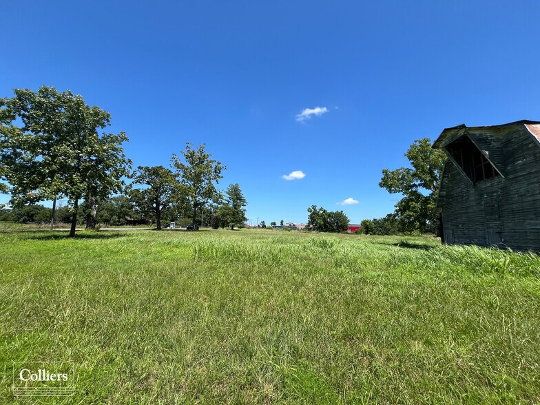 1501 Rainbow Rd, Rogers, AR à vendre - Photo de l’immeuble – Image 2 sur 8