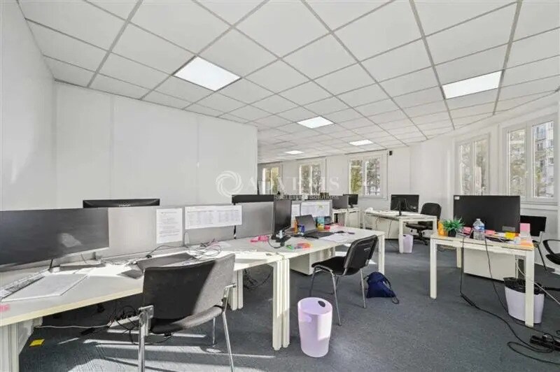 Bureau dans Montrouge à louer - Photo de l’immeuble – Image 2 sur 5