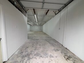 6104-6122 Evergreen St, Houston, TX à louer Photo intérieure– Image 2 sur 2