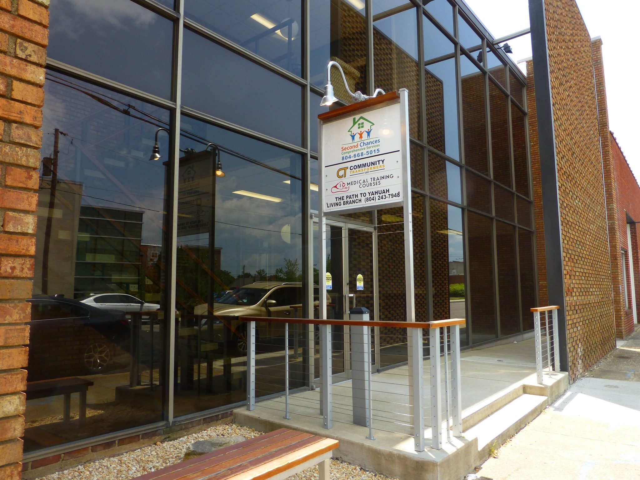 320 E Broadway, Hopewell, VA à louer Photo principale– Image 1 sur 13