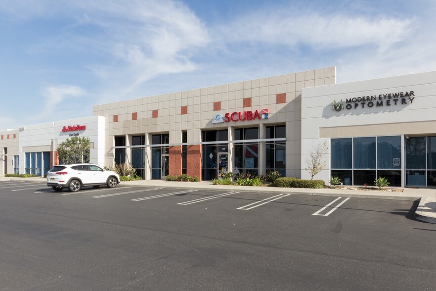 20984 Bake Pky, Lake Forest, CA à vendre - Photo de l’immeuble – Image 3 sur 9