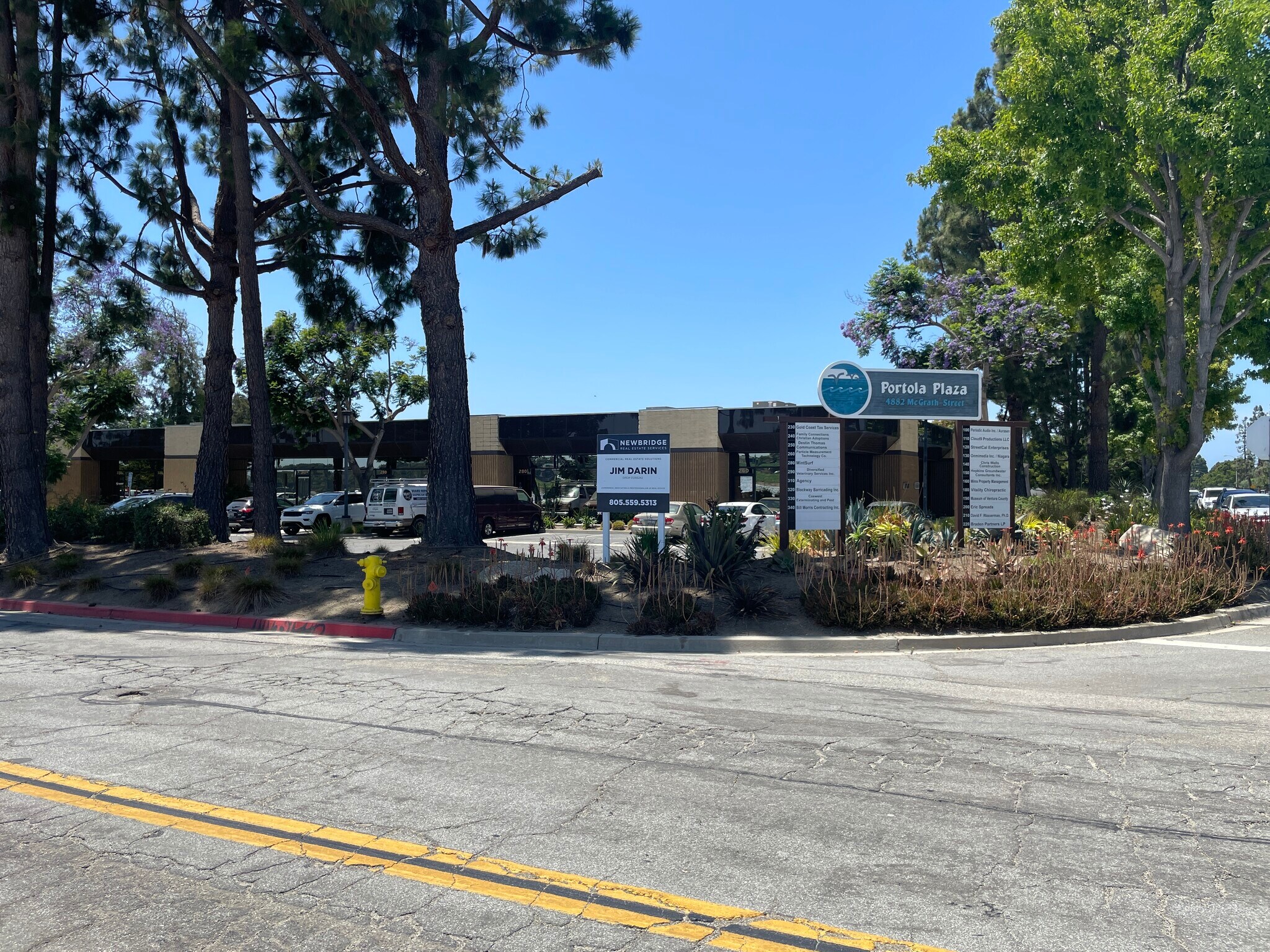 2227 Portola Rd, Ventura, CA à louer Photo de l’immeuble– Image 1 sur 1