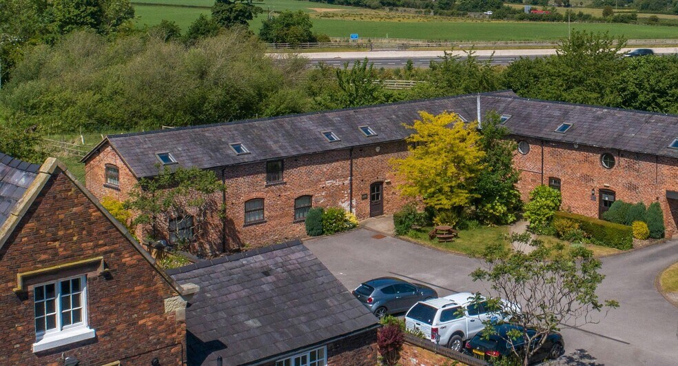 Cherry Tree Ln, Altrincham à louer - Photo de l’immeuble – Image 3 sur 19