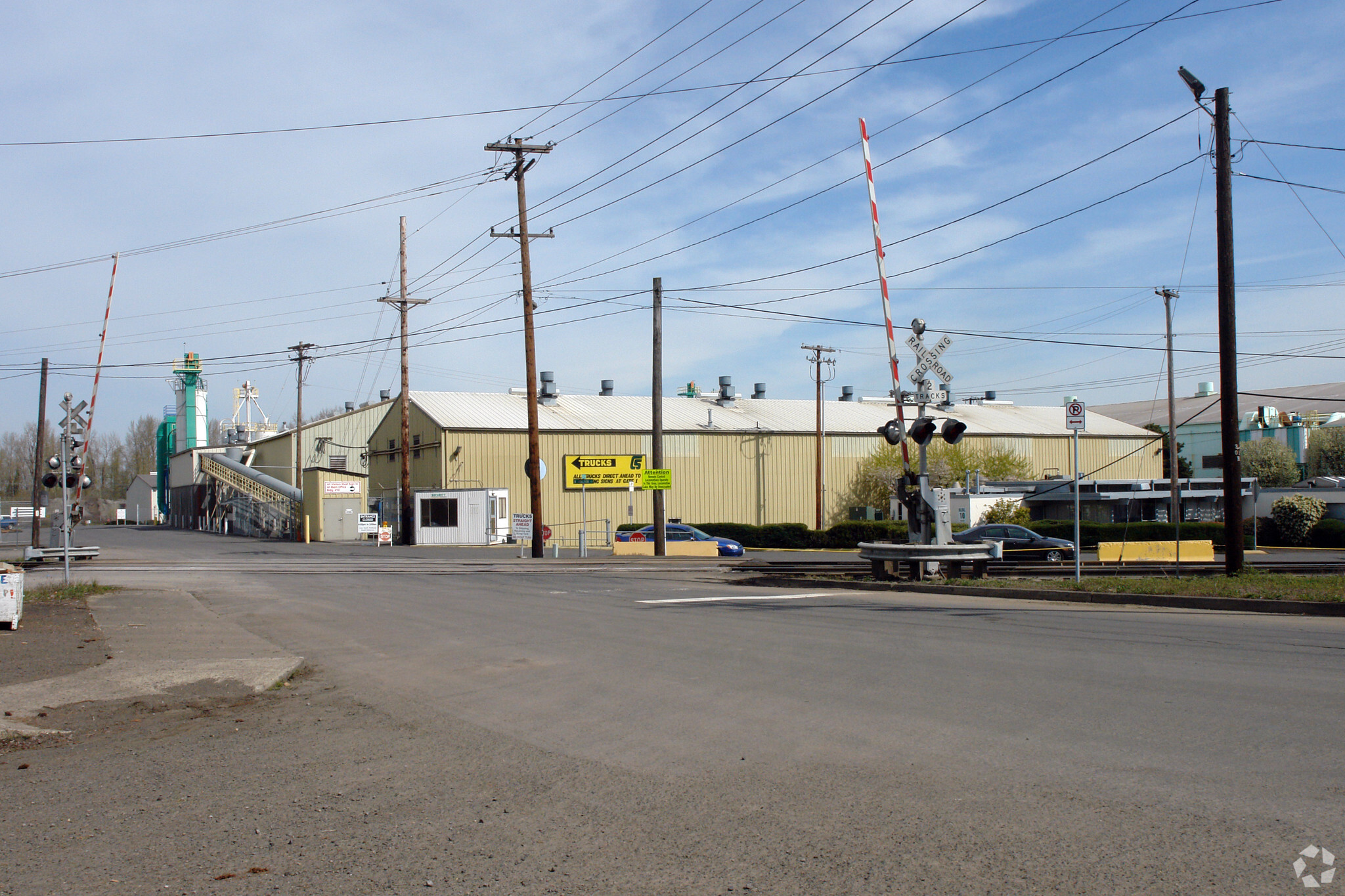 10425 N Bloss Ave, Portland, OR à louer Photo principale– Image 1 sur 3