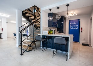 3139 SW 27th Ave, Miami, FL à louer Photo intérieure– Image 2 sur 7