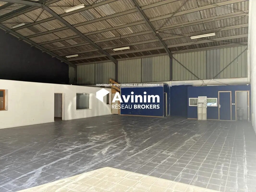 Industriel/Logistique dans Gémenos à louer Photo intérieure– Image 1 sur 11