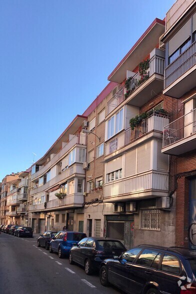 Local commercial dans Madrid, Madrid à louer - Photo principale – Image 1 sur 3