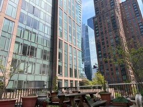 525 W 29th St, New York, NY à louer Photo intérieure– Image 2 sur 15