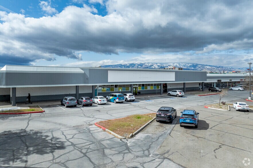 2300-2360 Oddie Blvd, Sparks, NV à louer - Photo de l’immeuble – Image 2 sur 8