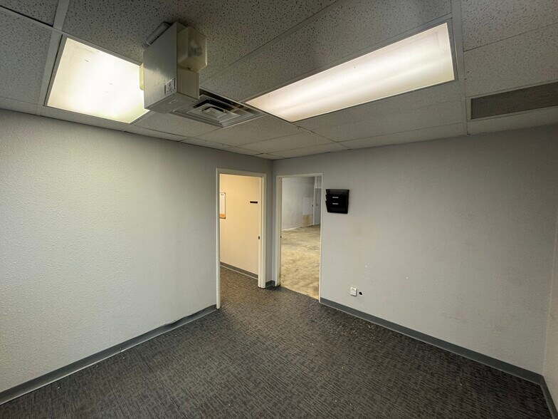 5755 Industrial Pl, Colorado Springs, CO à louer - Photo de l’immeuble – Image 3 sur 8
