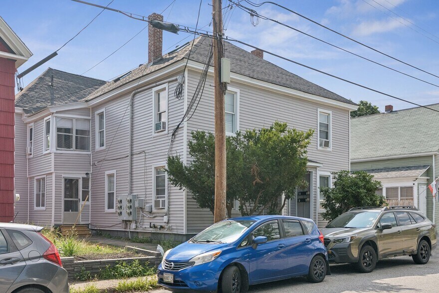 42 Spruce St, Sanford, ME à vendre - Photo de l’immeuble – Image 3 sur 49