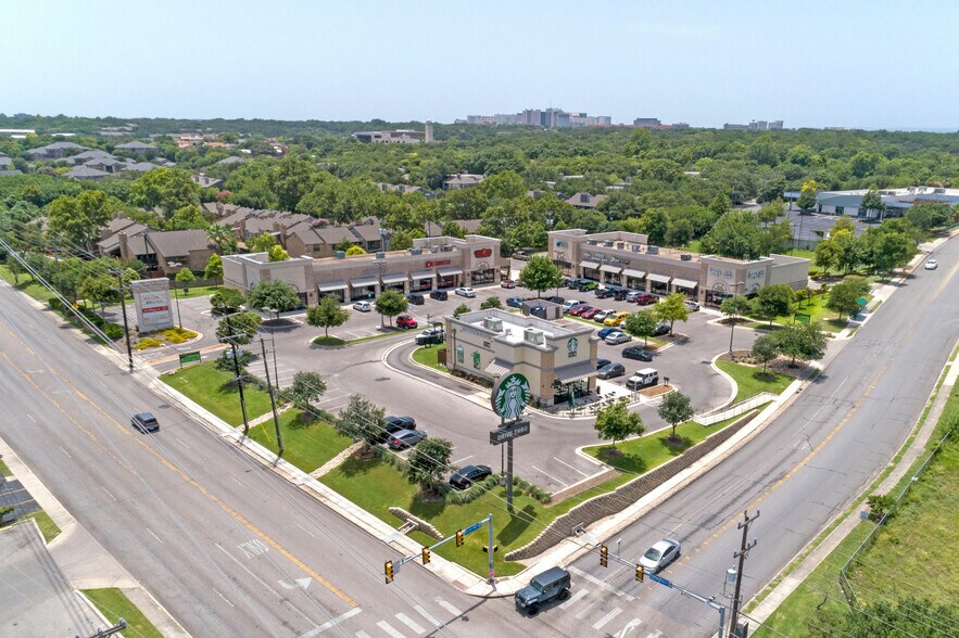 7863 Callaghan Rd, San Antonio, TX à louer - Photo principale – Image 1 sur 5