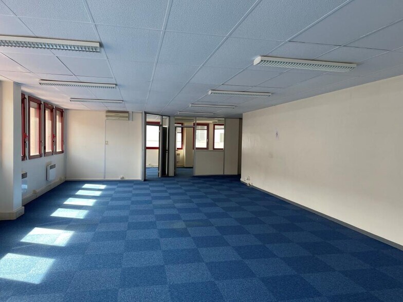 43 Rue De La Cité, Lyon à louer - Photo intérieure – Image 2 sur 4