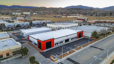 632 Auto Center Dr, Palmdale, CA à vendre Photo de l’immeuble– Image 1 sur 11