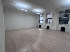 1123 Broadway, New York, NY à louer Photo intérieure– Image 1 sur 3