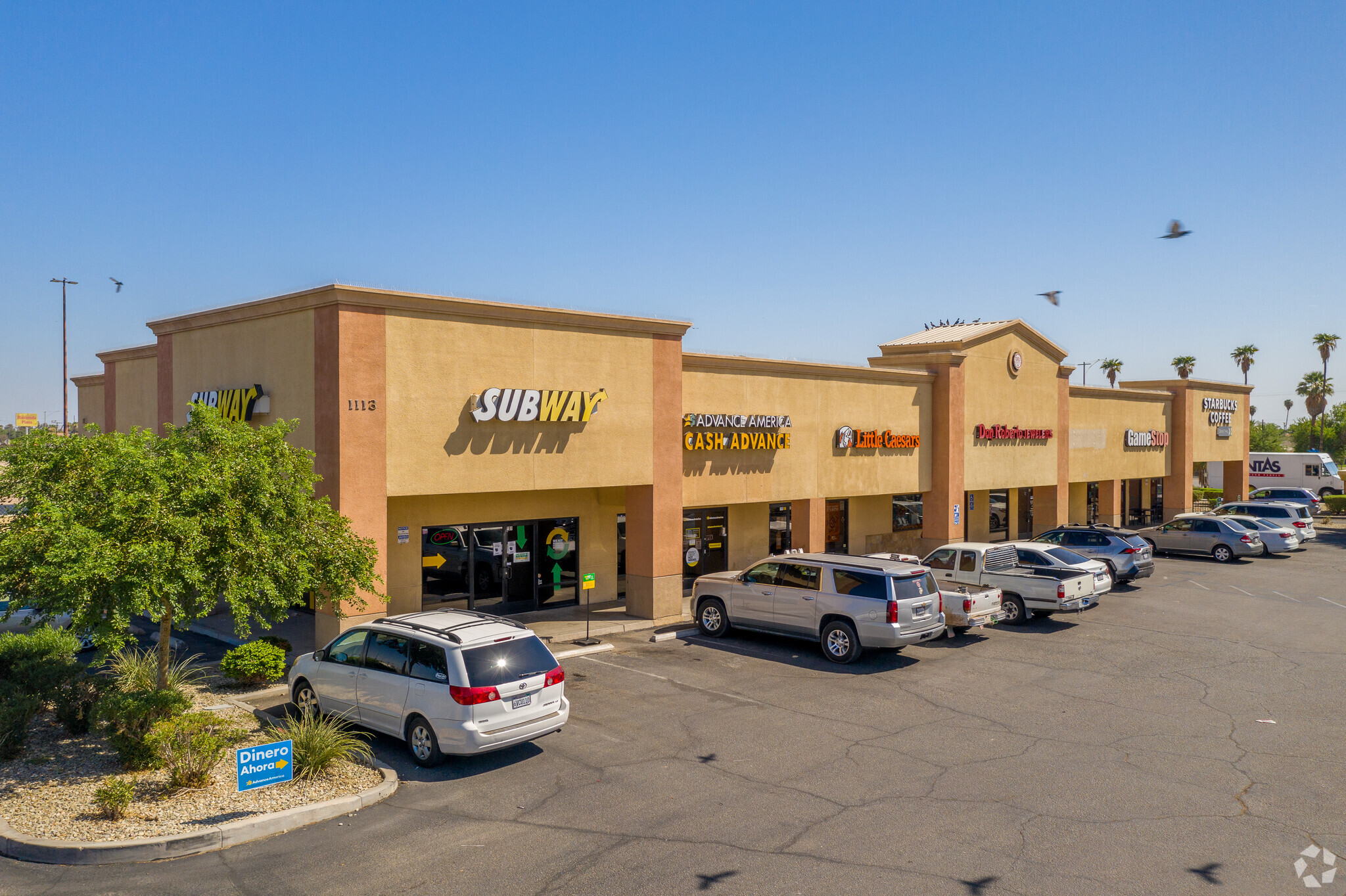 1407 Imperial Ave W, Calexico, CA à louer Photo de l’immeuble– Image 1 sur 20