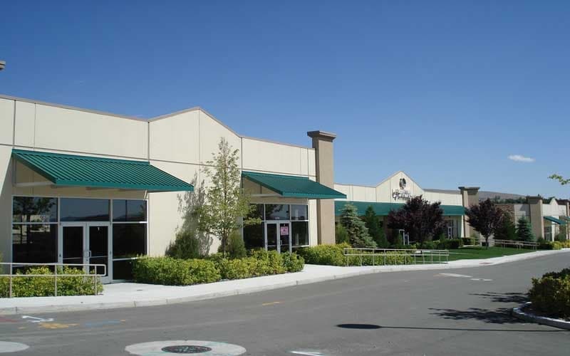 6340 Mae Anne Ave, Reno, NV à vendre - Photo principale – Image 1 sur 12
