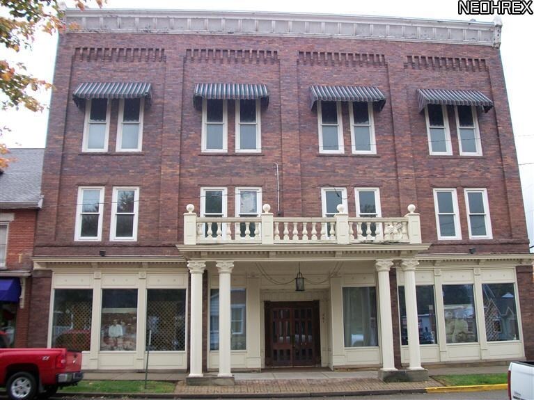 701 Main St, Dresden, OH à louer - Photo principale – Image 1 sur 73