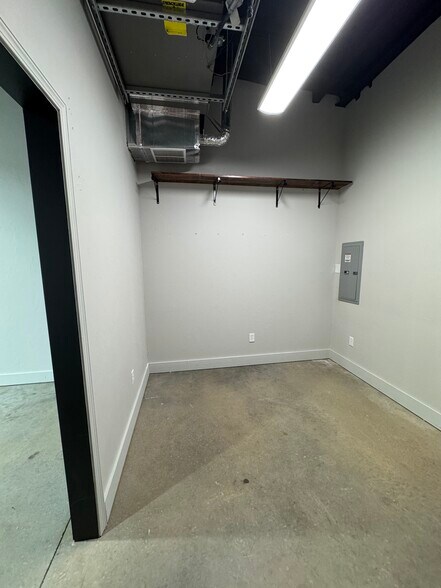 4309 S County Line Rd, Oklahoma City, OK à louer - Photo de l’immeuble – Image 3 sur 7