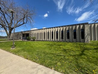 Plus de détails pour 3940 Porett Dr, Gurnee, IL - Industriel/Logistique à vendre
