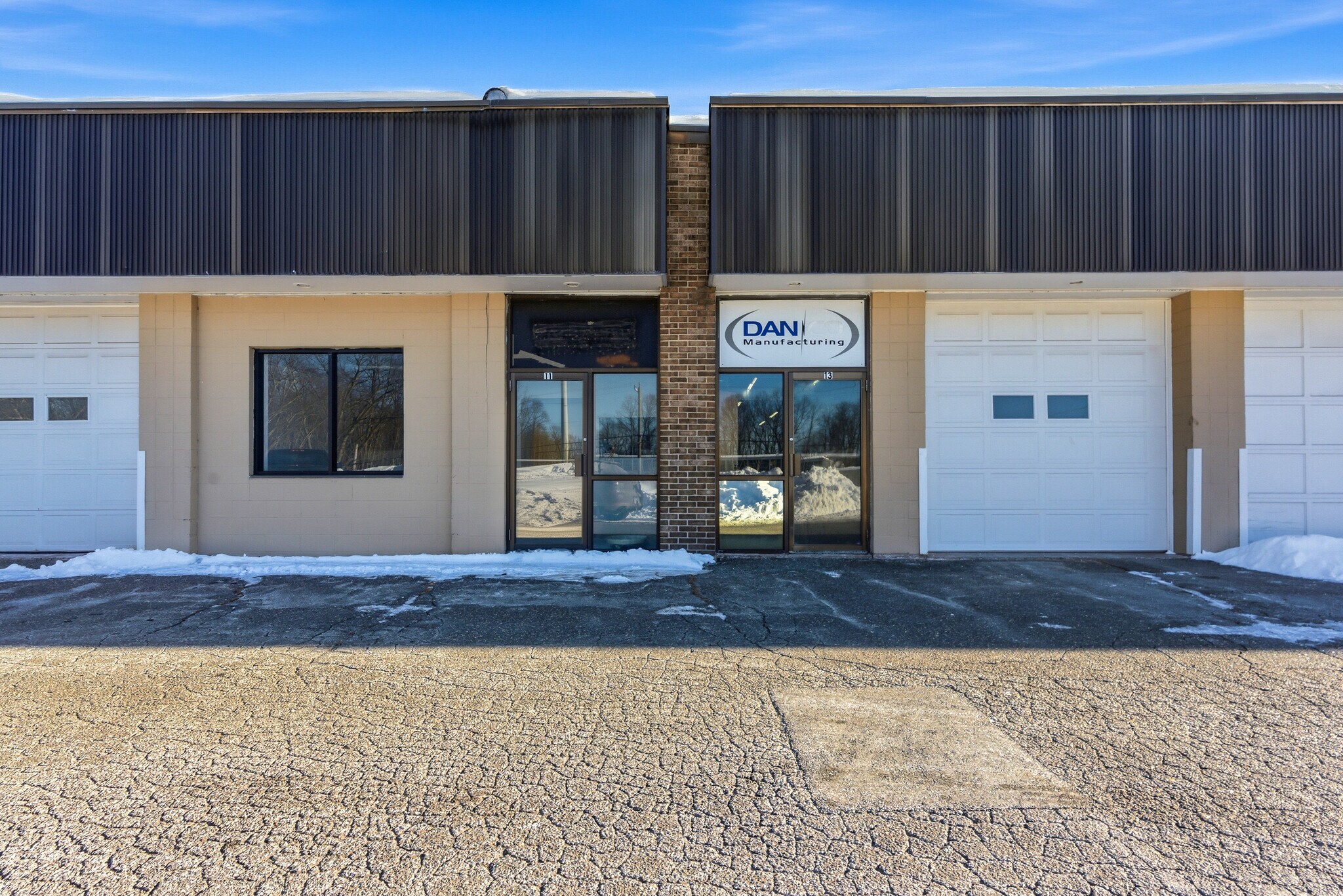 77 Industrial Park Rd, Vernon, CT à louer Photo principale– Image 1 sur 13