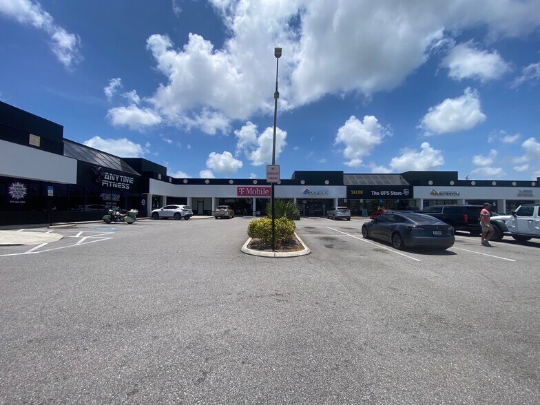 4701-4949 34th St S, Saint Petersburg, FL à louer - Photo de l’immeuble – Image 2 sur 8