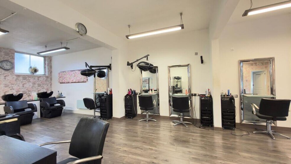 18 Victoria Ave, Manchester à vendre - Photo de l’immeuble – Image 3 sur 23