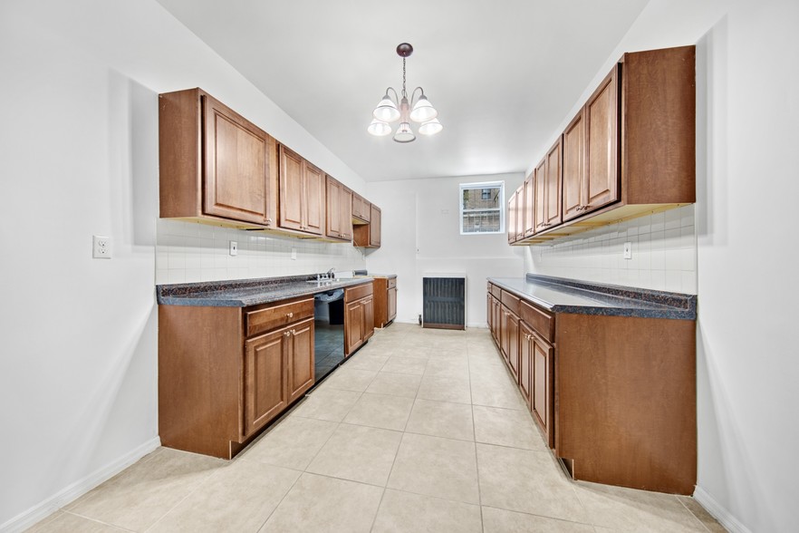 39 Putnam Ave, Brooklyn, NY à vendre - Photo de l’immeuble – Image 3 sur 27