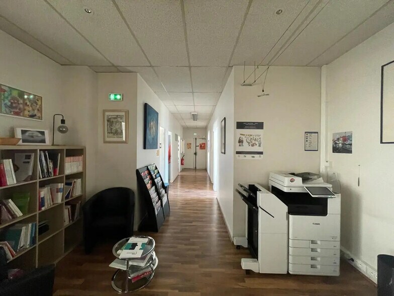 Bureau dans Orléans à vendre - Photo de l’immeuble – Image 1 sur 2