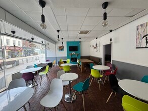 207-217 High St, Kirkcaldy à louer Photo intérieure– Image 2 sur 11