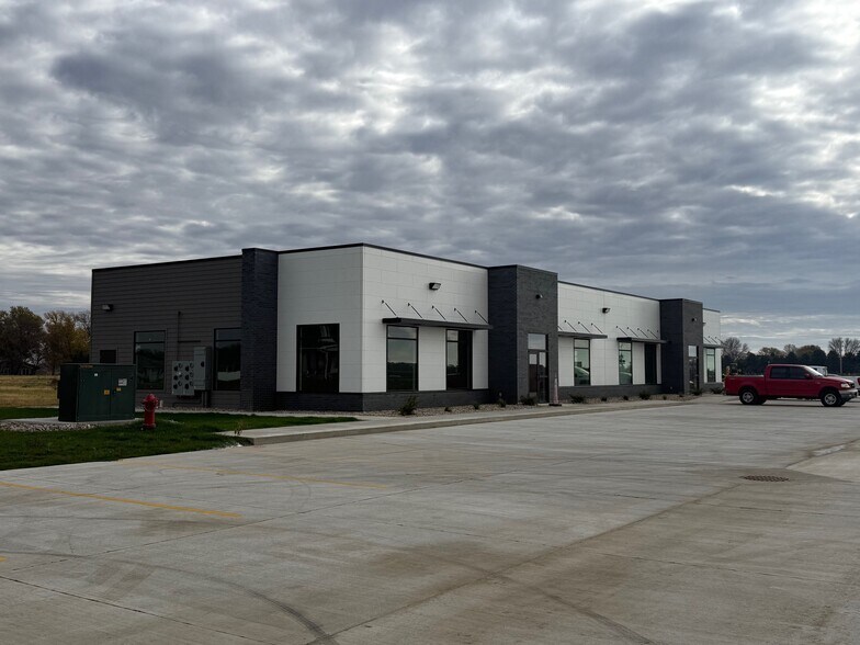 2090 Old Highway 75, Sergeant Bluff, IA à louer - Photo de l’immeuble – Image 1 sur 1