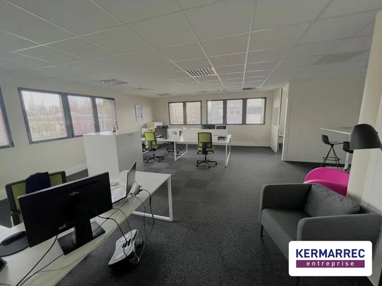 Bureau dans Saint-Herblain à louer - Photo de l’immeuble – Image 1 sur 5